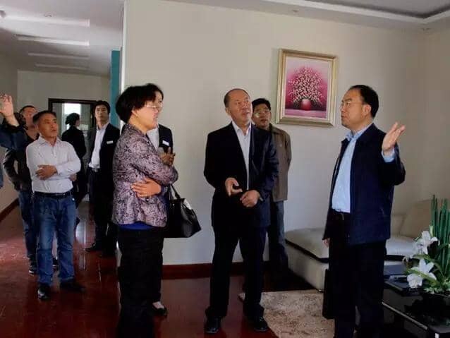 兖州区委党校常务副校长党委书记周广珍莅临最准马网站资料免费考察指导