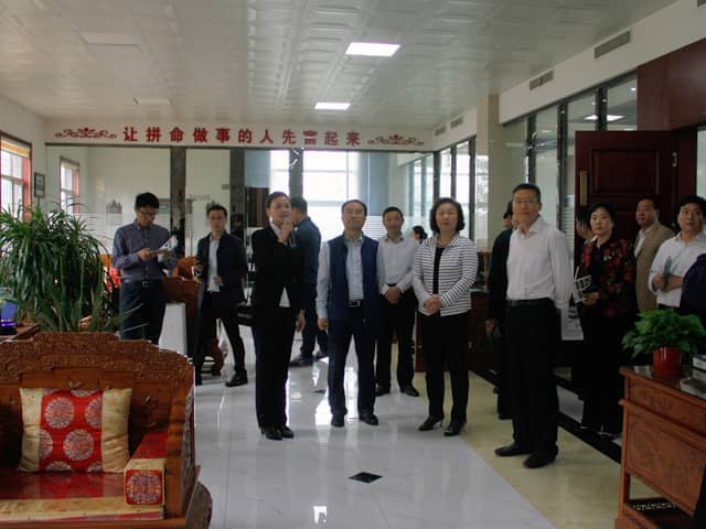 济宁市政协副主席倪丽君莅临最准马网站资料免费调研指导工作