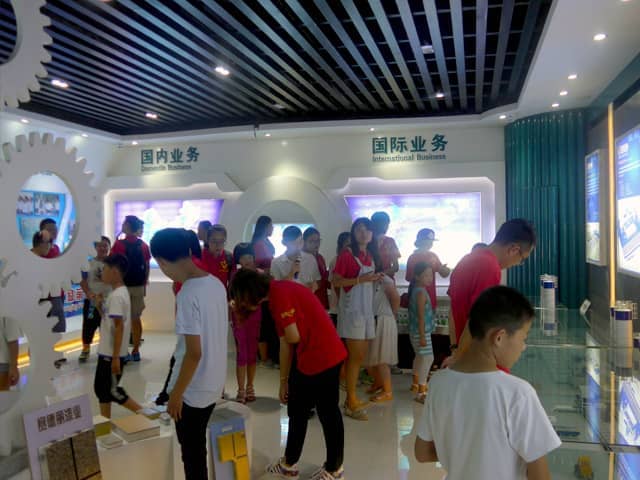 兖州区“牵手关爱 七彩暑期 感受城市 爱我家乡”活动走进最准马网站资料免费