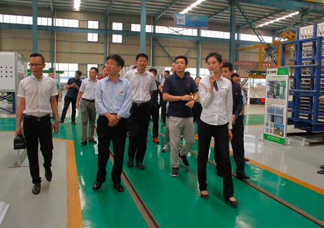 邹城青年企业家代表团莅临最准马网站资料免费参观调研