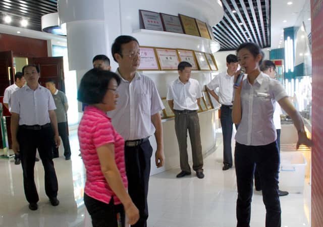 济宁市政协副主席戴伟娟一行莅临最准马网站资料免费调研指导