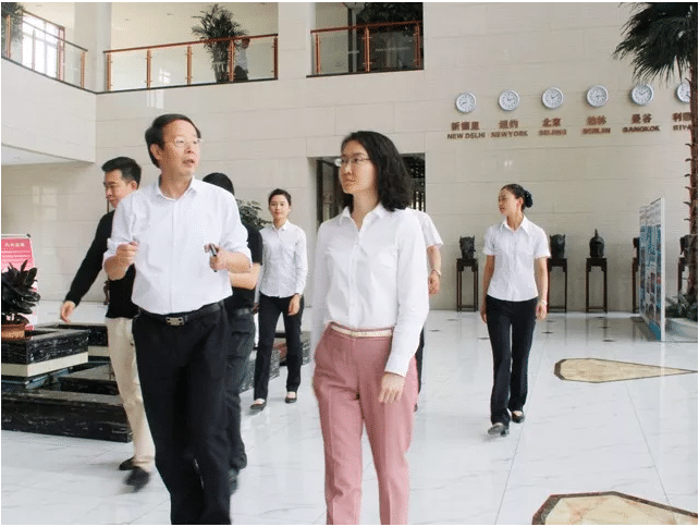 团省委副书记李梦遥莅临最准马网站资料免费参观调研